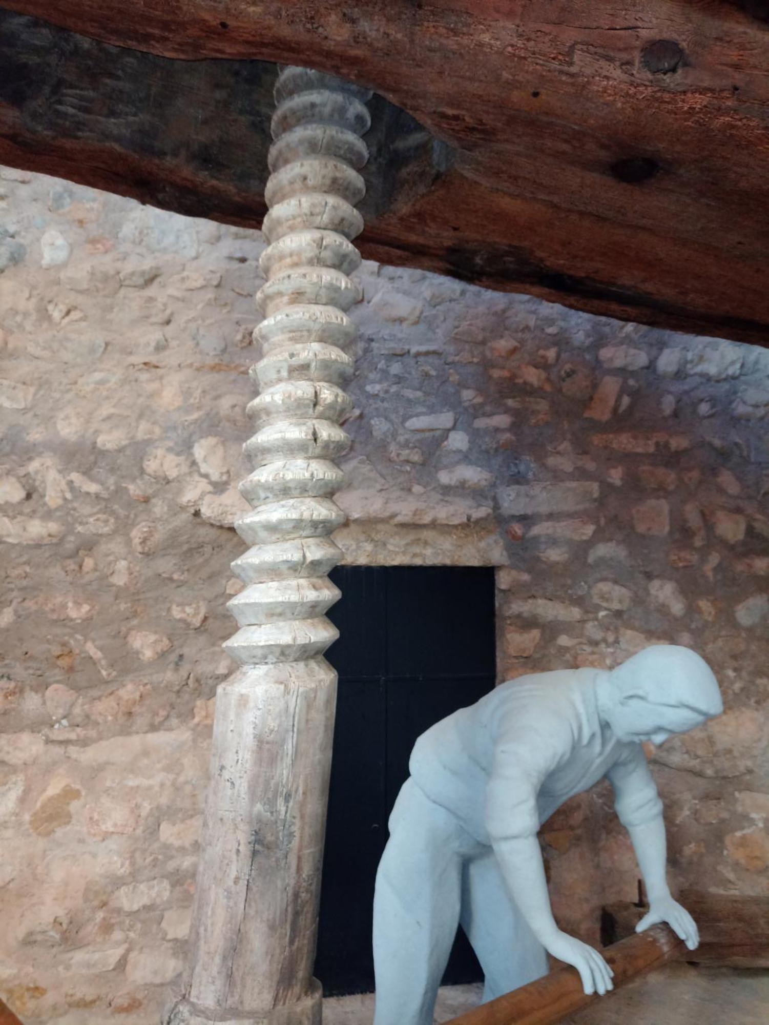 Tranquil And Spacious Townhouse In Historical And Picturesque Cervera Del Maestre Екстериор снимка